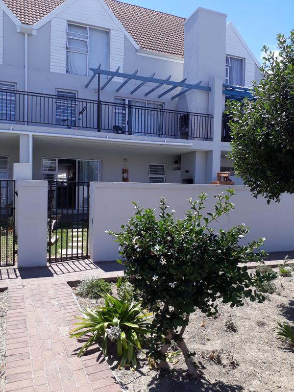 To Let 2 Bedroom Property for Rent in Whispering Pines Western Cape
